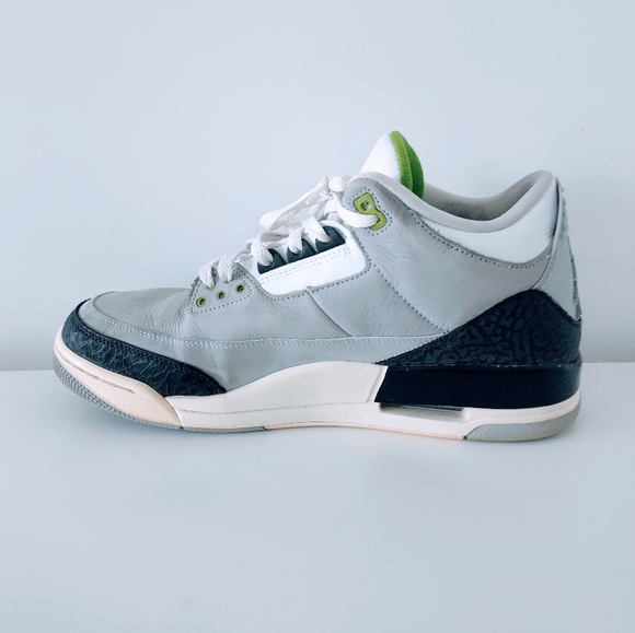 Jordan 3 Chlorophyll Size 11 Good Condition no box. - Picture 2 of 8